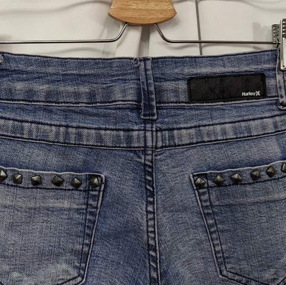 Hurley 81' Skinny Cut Off Shorts Sz EU 36 US 4 - Picture 8 of 15